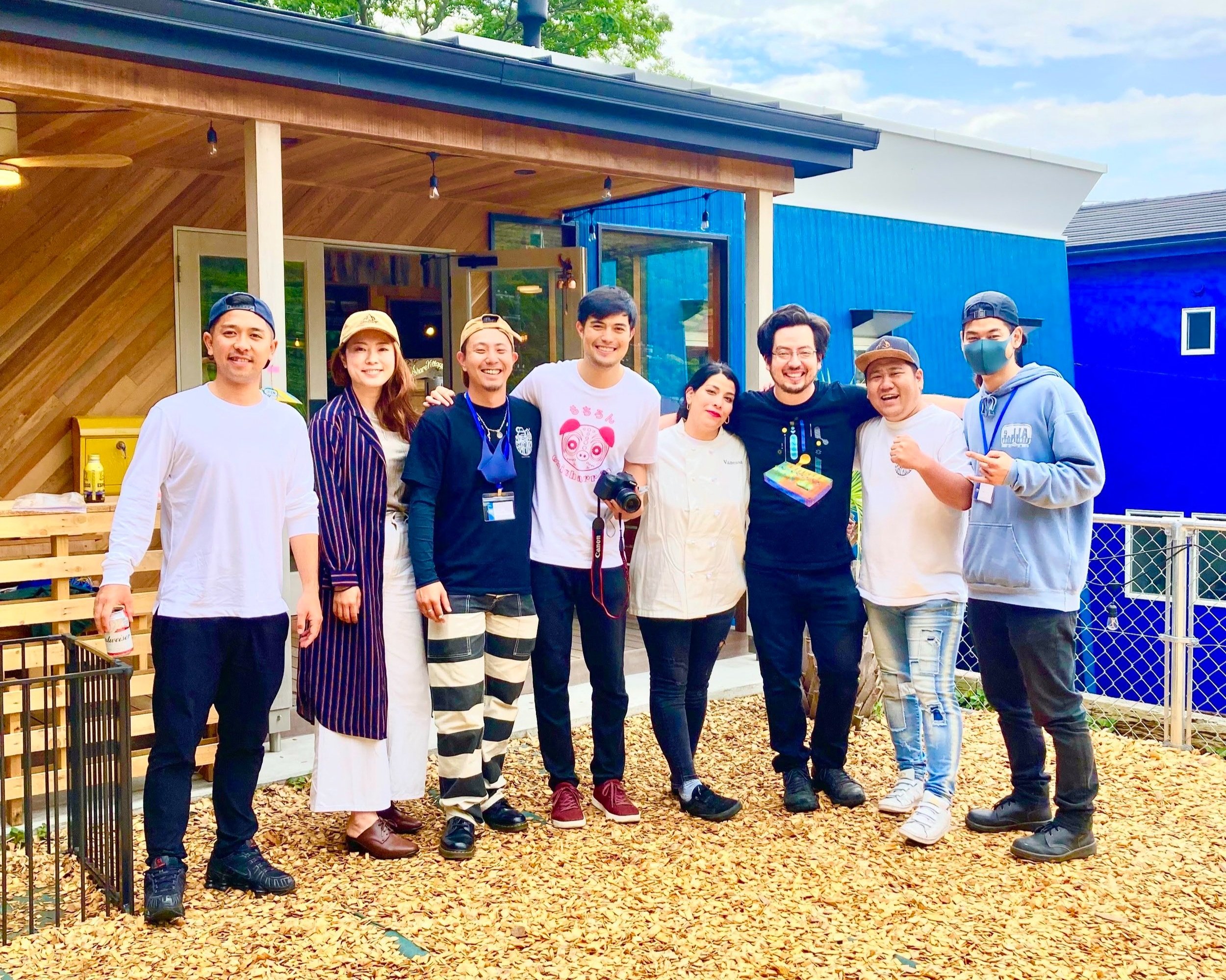  The Nippon Viajero crew. 