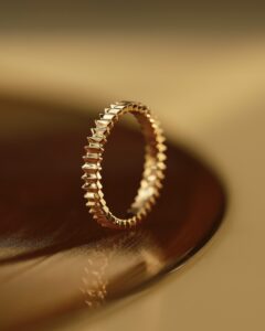 The unisex Entaille S ring